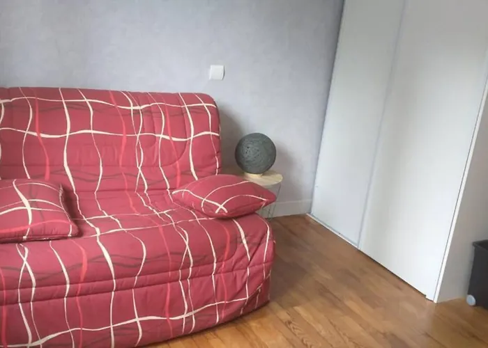 Superbe T3 Traversant Avec Place De Parking Апартаменты